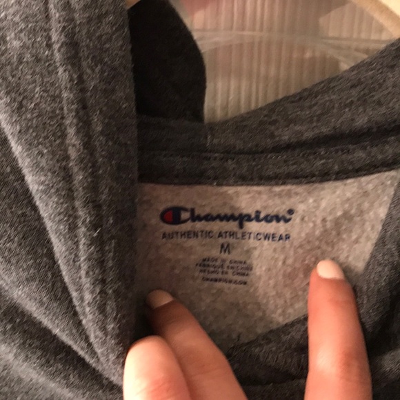 Champion hoodie - Picture 3 of 4